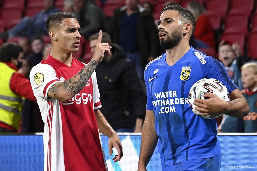 Ajax en Vitesse spelen de bekerfinale in een lege Kuip