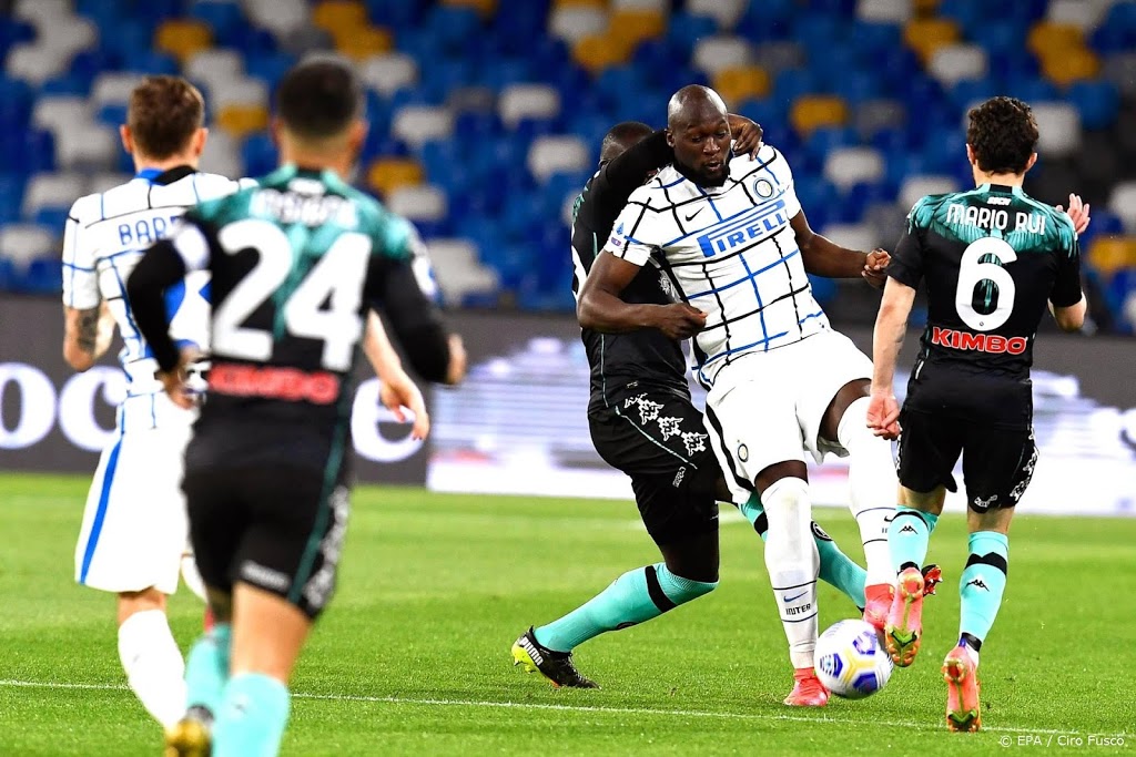 Koploper Internazionale levert in Napels 2 punten in