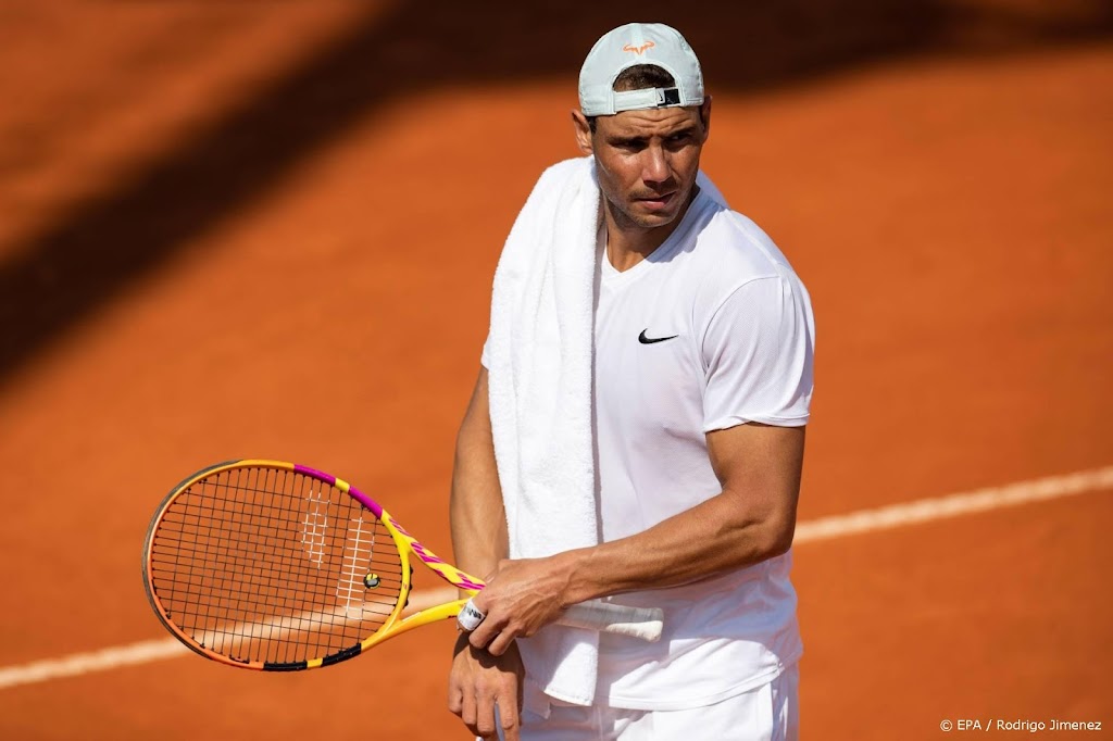 Nadal hervat training na maand afwezigheid vanwege ribblessure