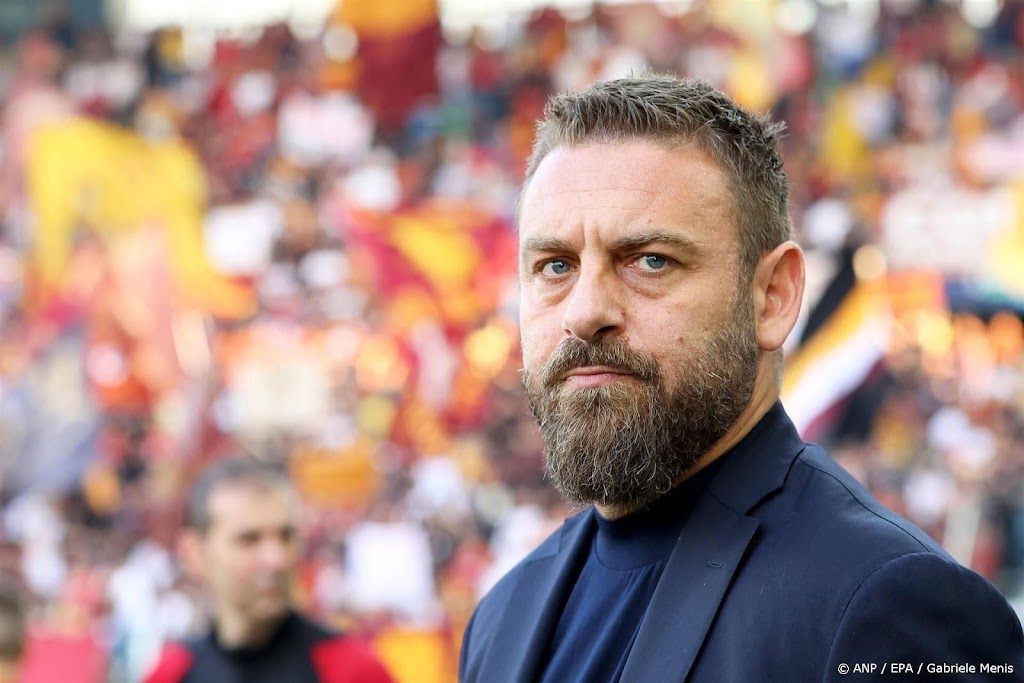 Clubicoon De Rossi ook volgend seizoen trainer AS Roma