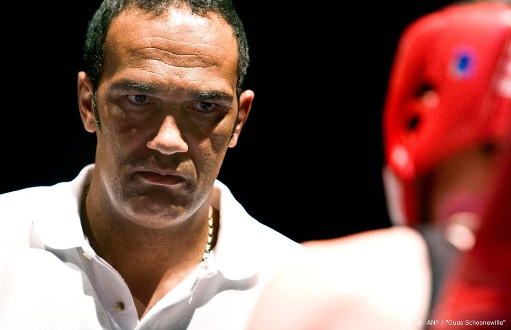 Vanderlyde hoopt op echte 'rematch' boksers Tyon en Holyfield