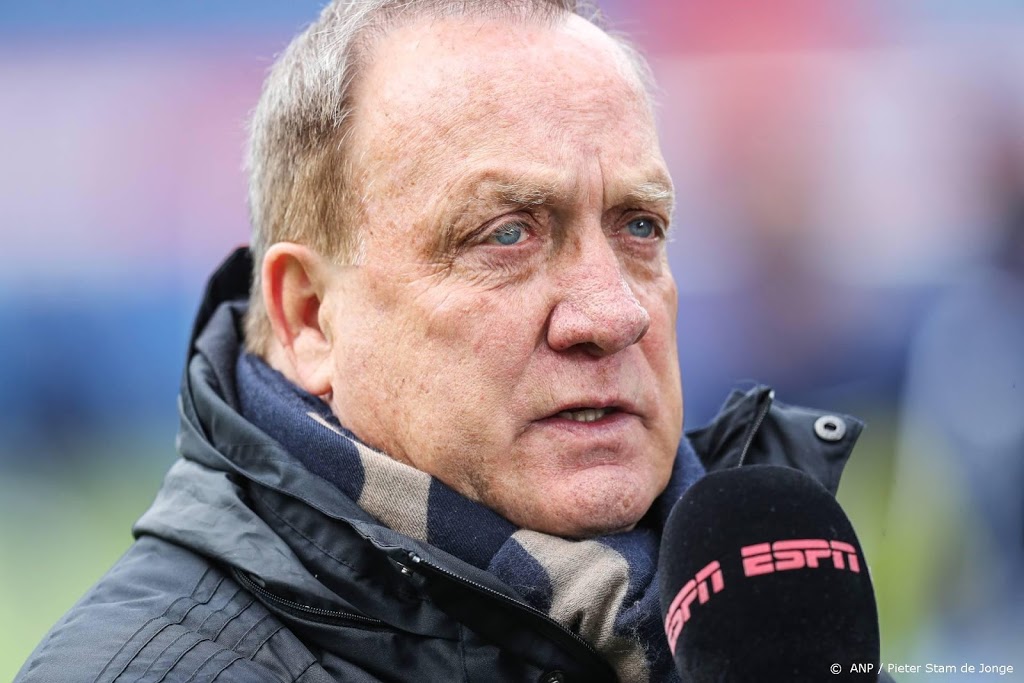 Advocaat blij dat hij afscheid in bijzijn fans kan vieren