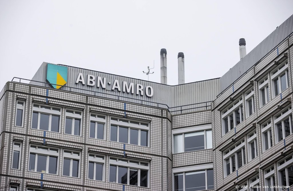 ABN AMRO hard afgestraft op Damrak na teleurstellende cijfers