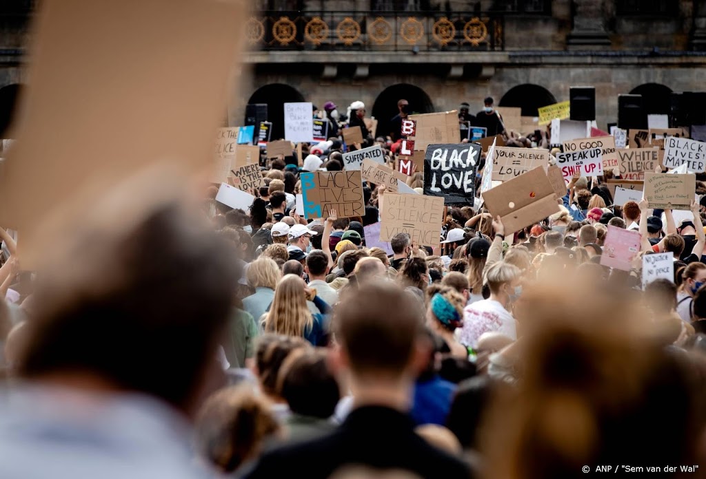 Een persoon die bij demo op Dam was, besmet met coronavirus