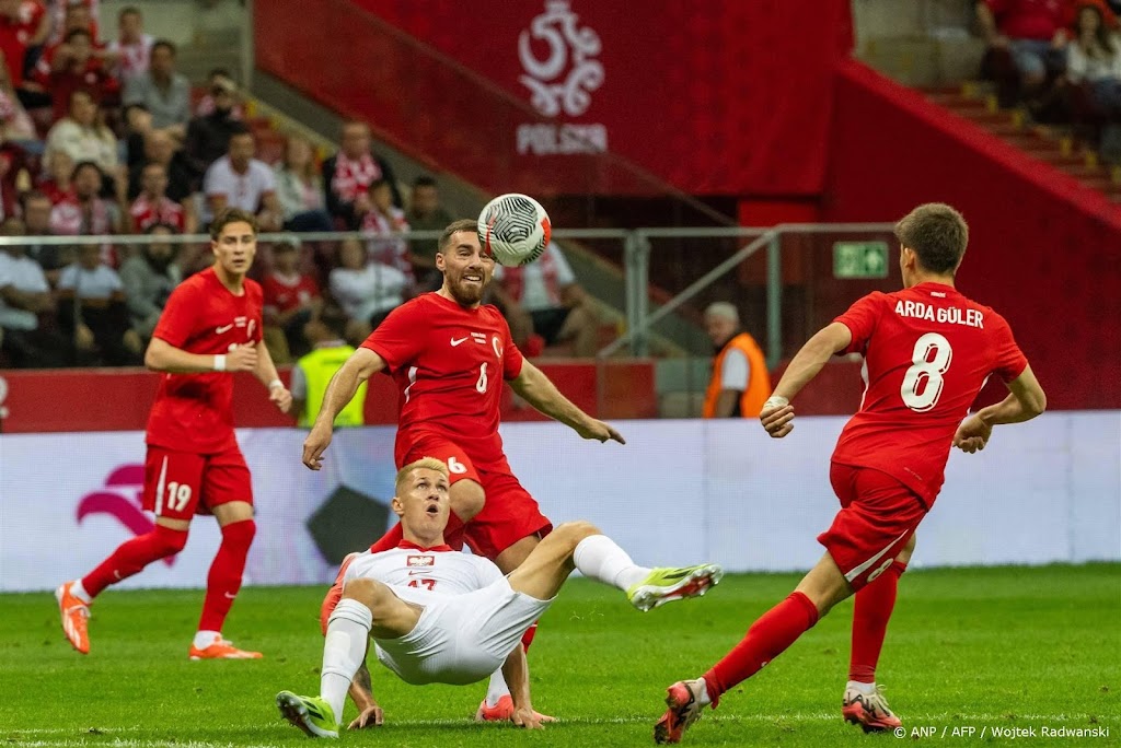 Oud-Feyenoorder Kökcü in basis Turkije voor duel met Georgië