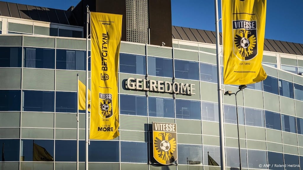 Vitesse zoekt alternatieve mogelijkheden na afhaken investeerder