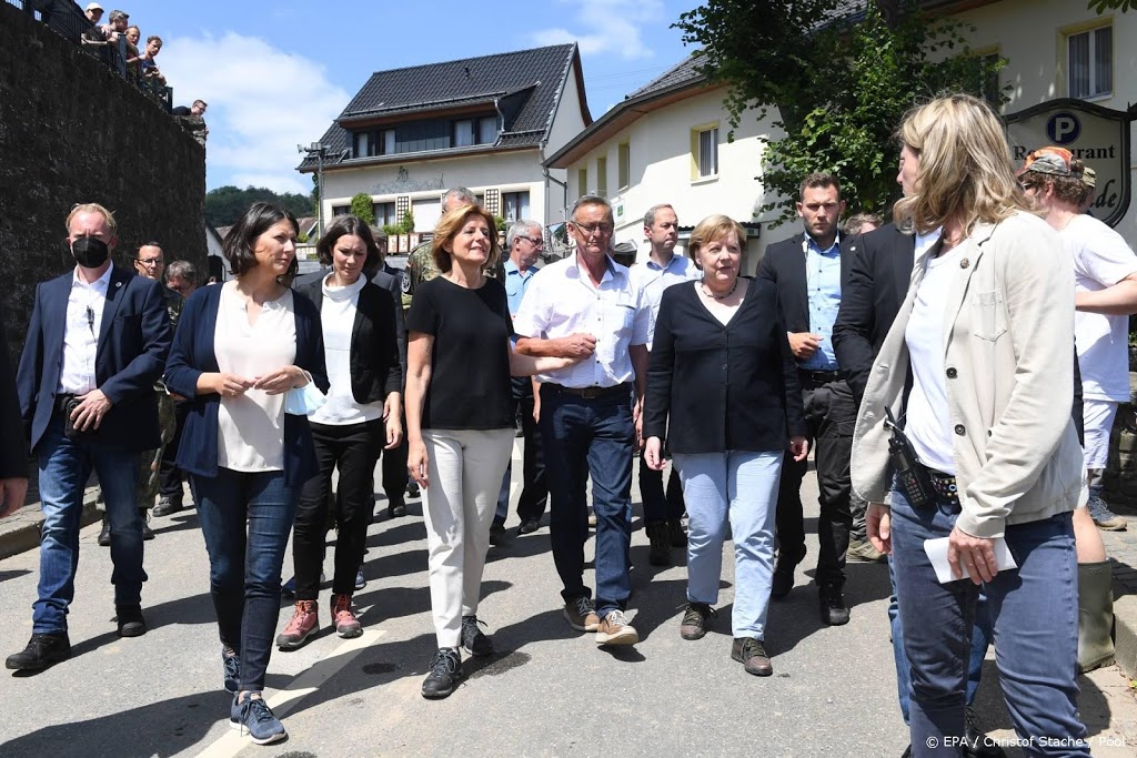Merkel reageert in rampgebied geschokt op omvang verwoestingen