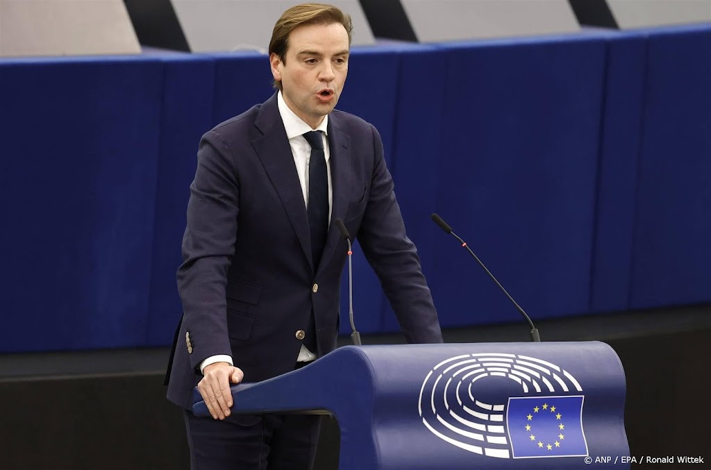Azmani (VVD): herverkiezing Von der Leyen zorgt voor stabiliteit