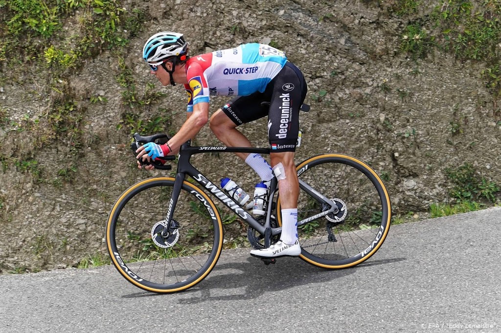 Wielrenner Jungels verruilt Deceuninck - Quick-Step voor AG2R