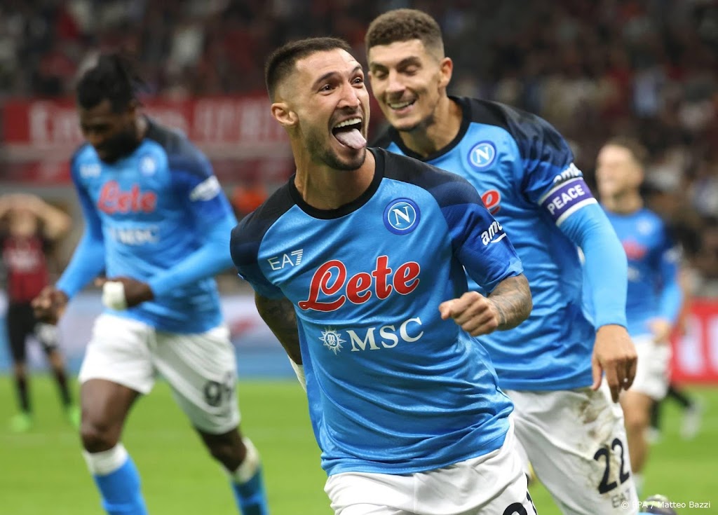 AC Milan staat in eigen San Siro toe dat Napoli wint