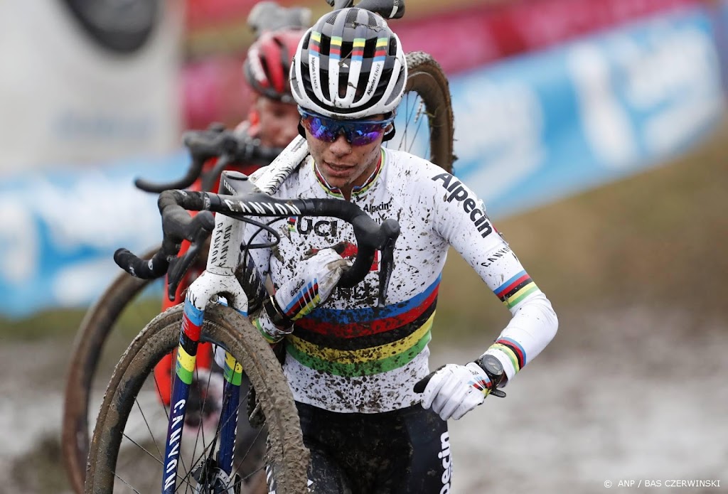 Rentree veldrijdster Alvarado na gezondheidsproblemen