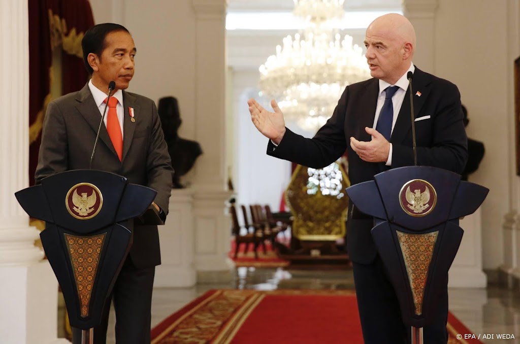 Voetbalstadion van dodelijke ramp in Indonesië wordt gesloopt