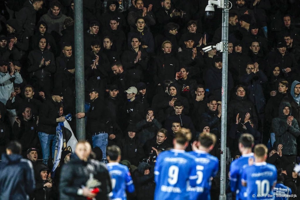 Thuisduel FC Den Bosch stilgelegd na misdragingen supporters