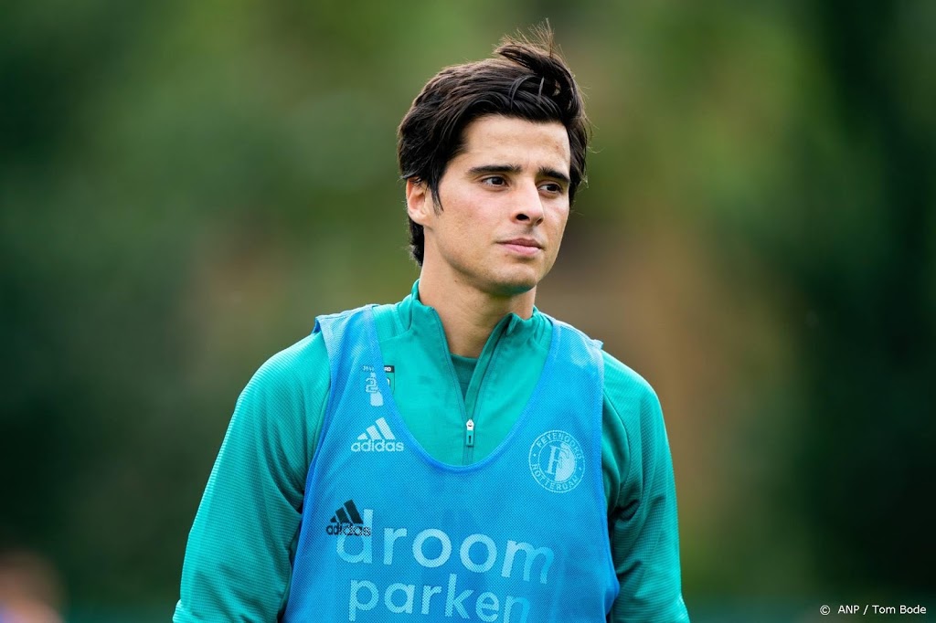 Feyenoorder Teixeira breekt kuitbeen op training
