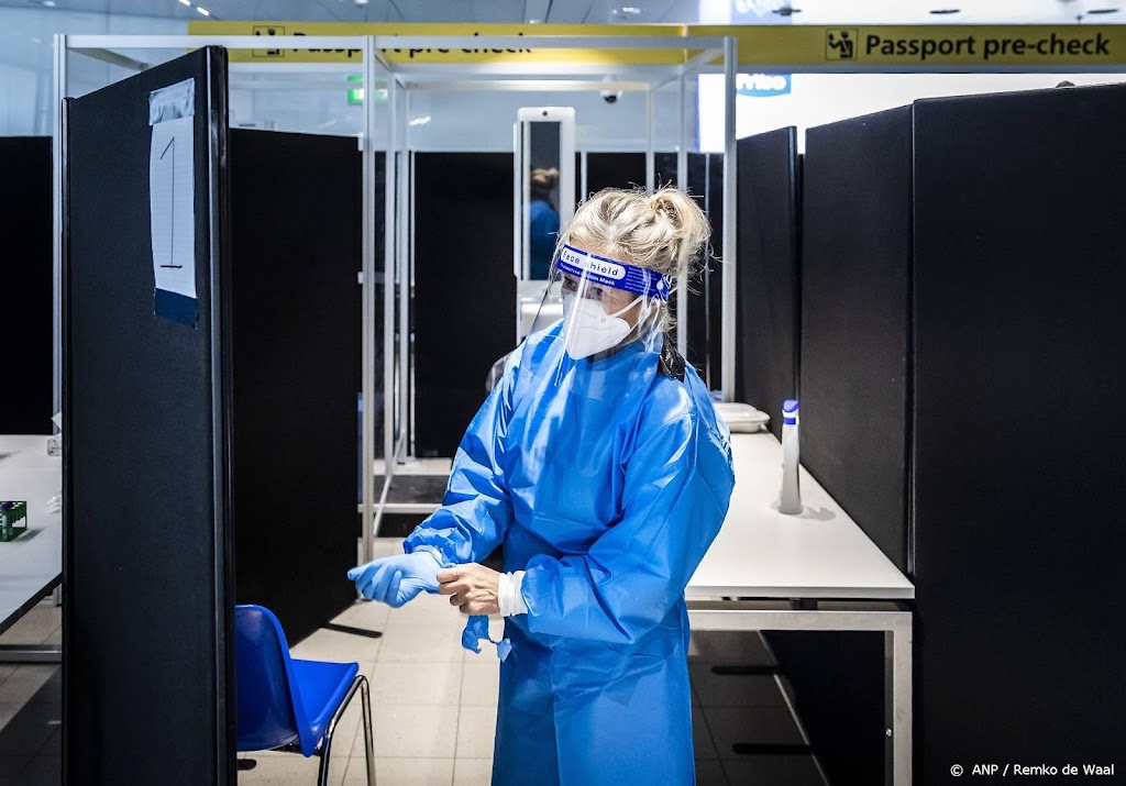 Aantal coronagevallen blijft vooralsnog dalen, ook minder doden