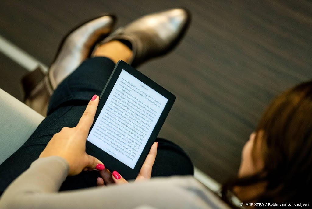 'Lezers leenden meer digitale bibliotheekboeken door corona'