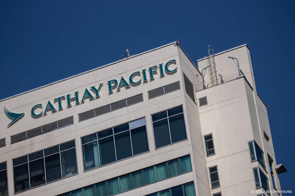 Cathay Pacific biedt piloten bonussen om te blijven vliegen