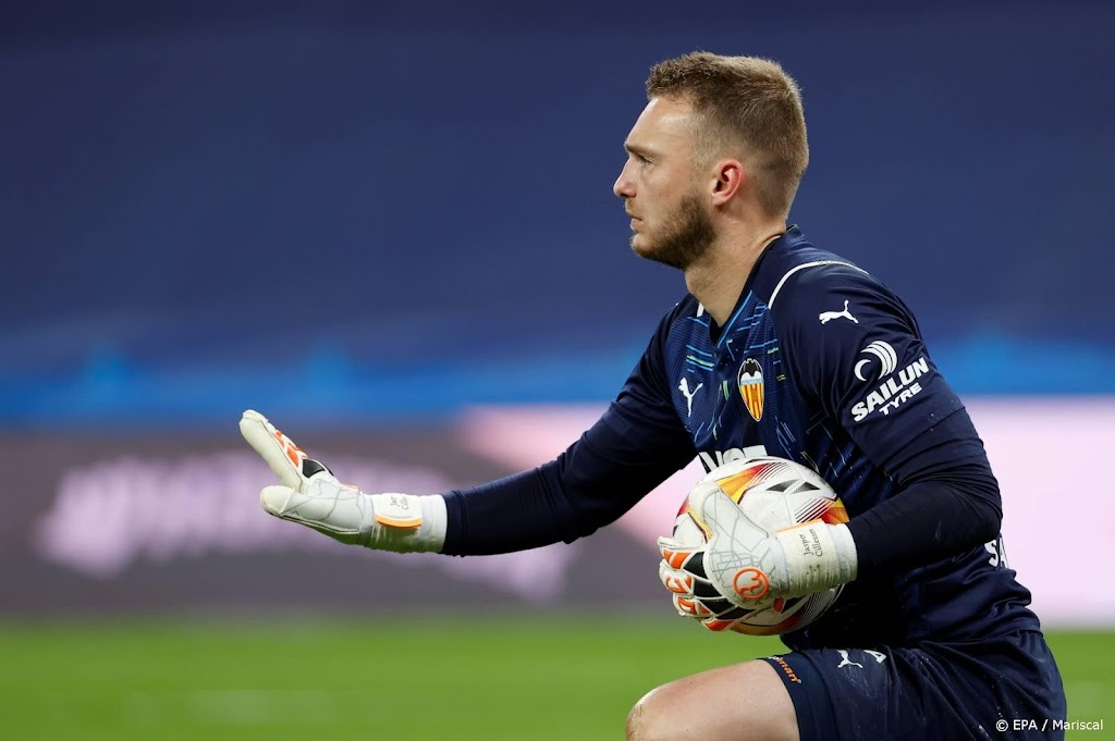 Doelman Cillessen valt uit bij Valencia met blessure