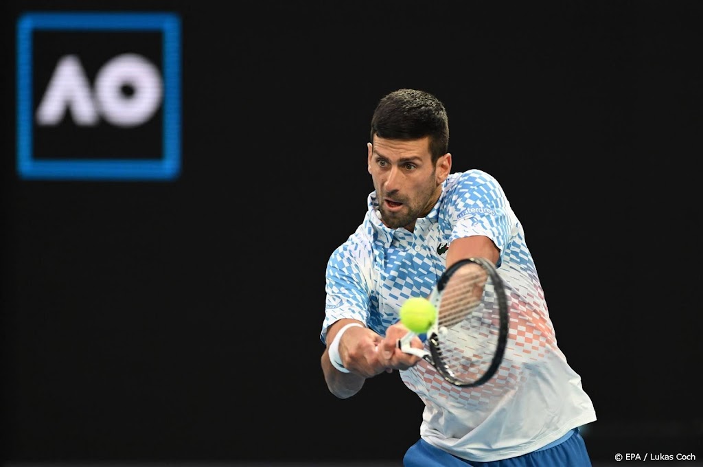 Djokovic heeft het één set lastig tegen Couacaud