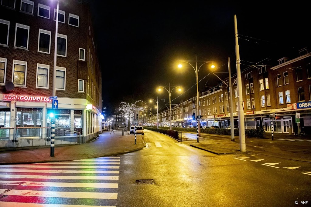 Hof behandelt opheffen avondklok in spoedzitting