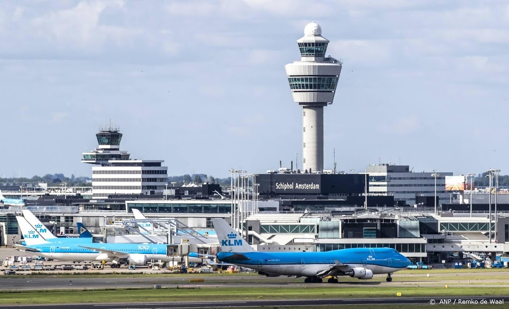 Schiphol sluit coronajaar af met dieprode cijfers
