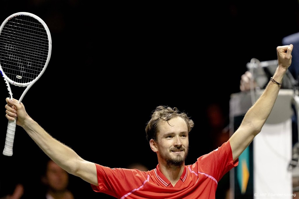 Medvedev wint vijftigste editie van tennistoernooi Rotterdam
