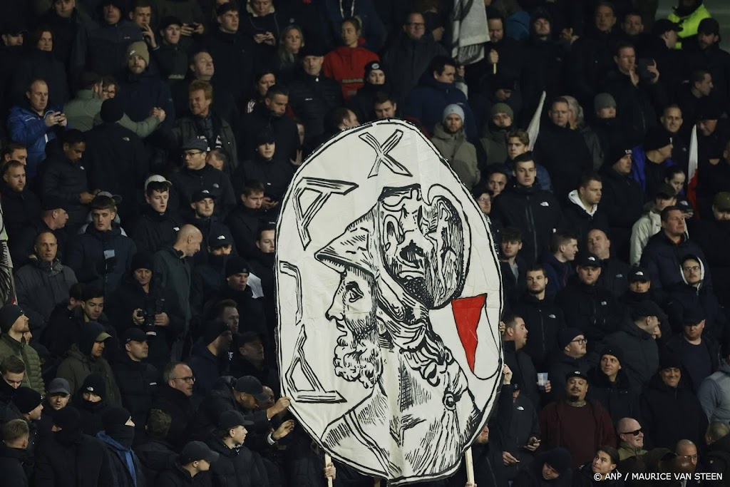 Ajax lijdt 13,4 miljoen euro verlies over eerste seizoenshelft