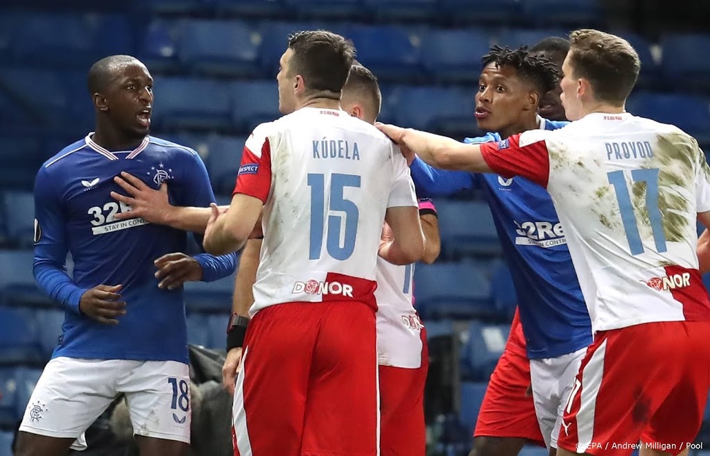 UEFA doet onderzoek naar racisme bij Slavia Praag - Rangers