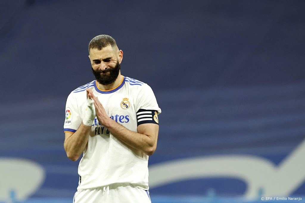 Real Madrid mist geblesseerde Benzema in topper tegen Barcelona