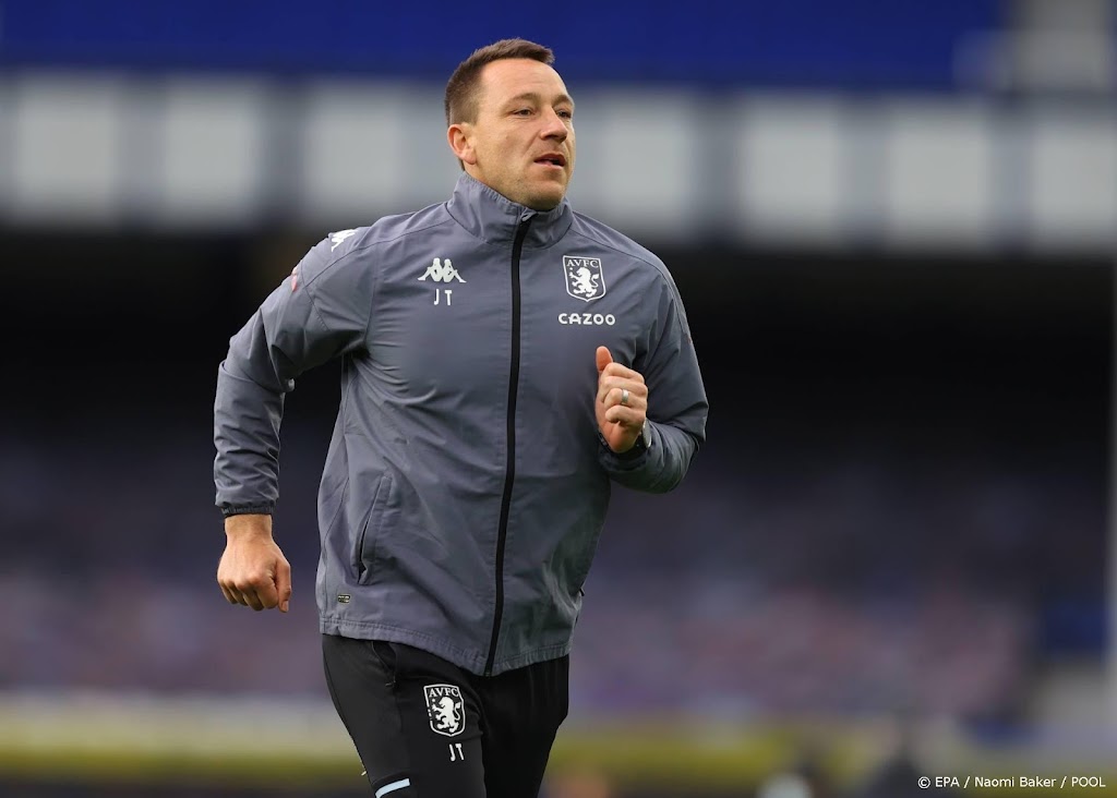 Oud-aanvoerder Terry wil met groep fans deel Chelsea kopen