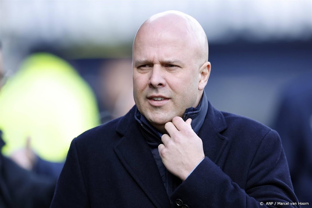 Ajax en Feyenoord duelleren in Amsterdam om koppositie Eredivisie