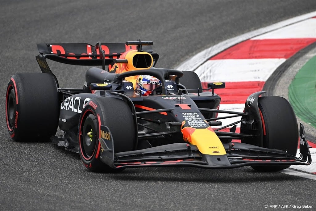 Verstappen derde bij enige vrije training Grote Prijs van China