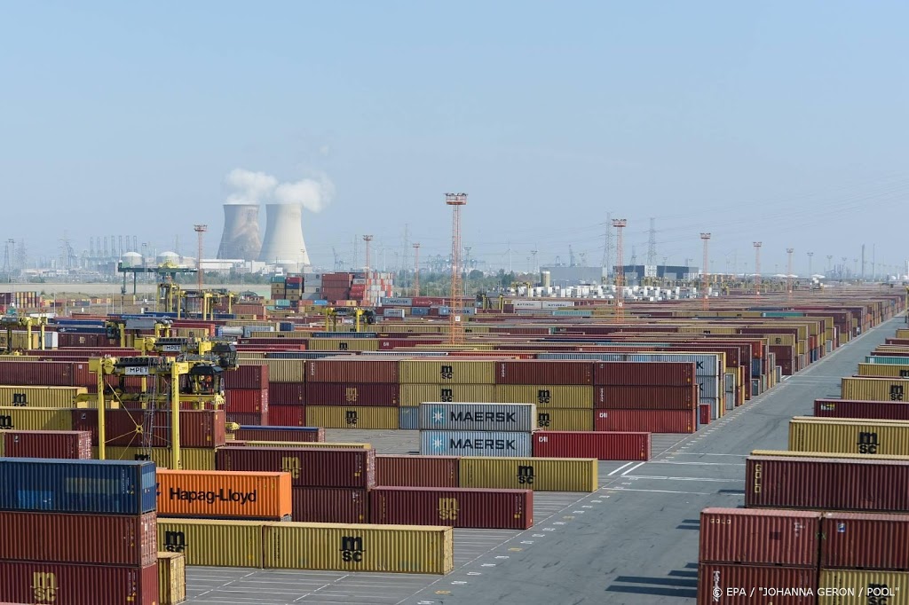Door coronacrisis minder goederenoverslag Antwerpse haven