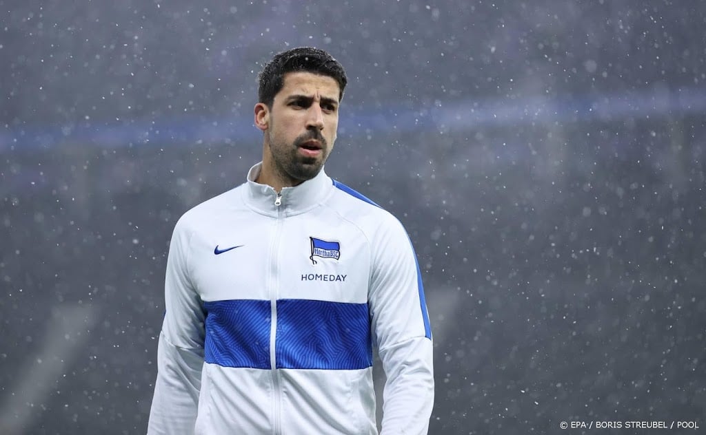 Duitse middenvelder Khedira beëindigt voetballoopbaan