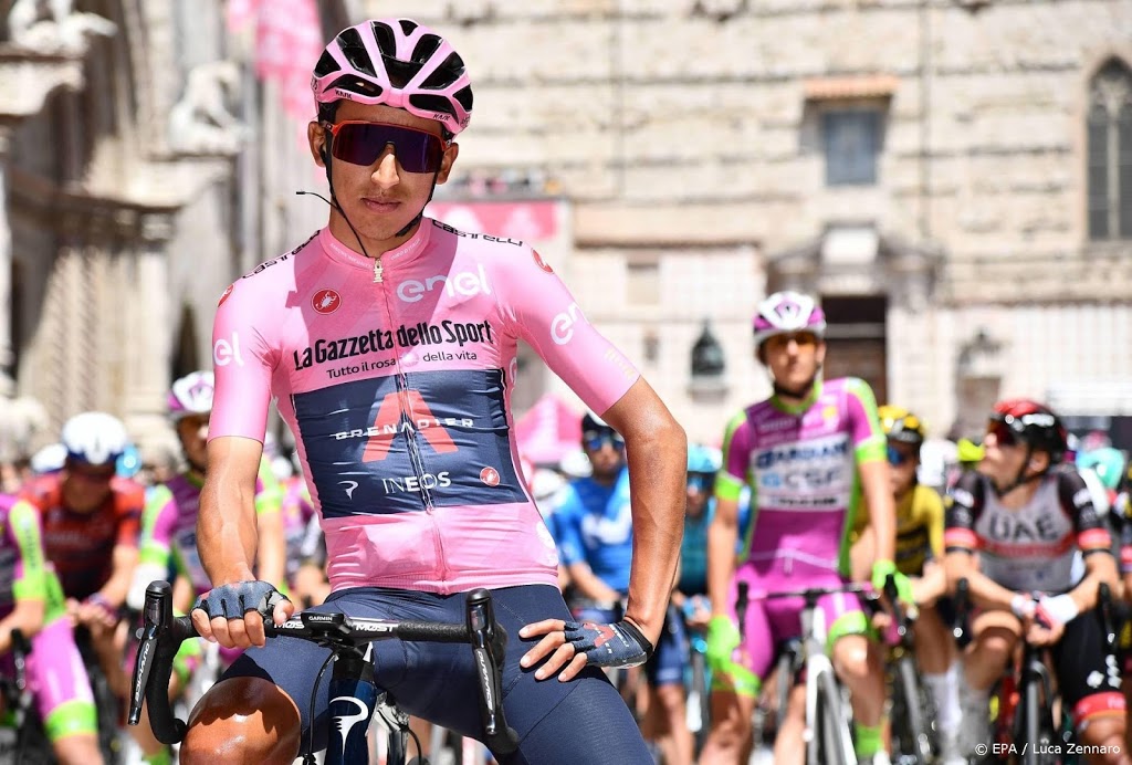 Schmid wint elfde rit in Giro, Bernal loopt verder uit
