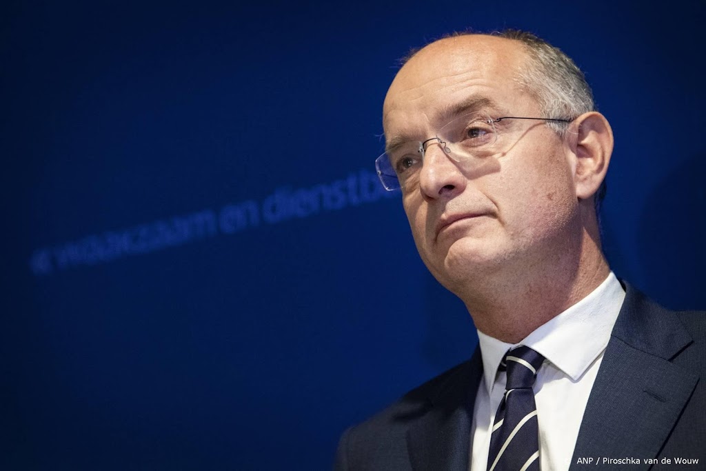 Van Veldhuizen stopt als burgemeester van Enschede