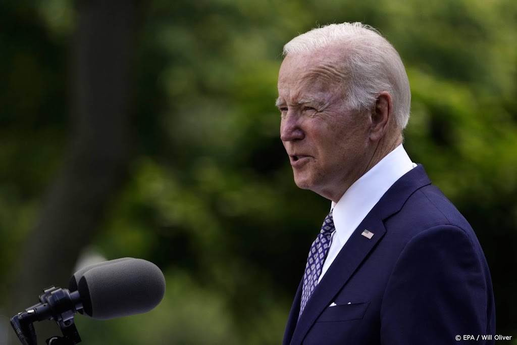 Biden zet oorlogswet in voor aanpak babymelkpoedertekort