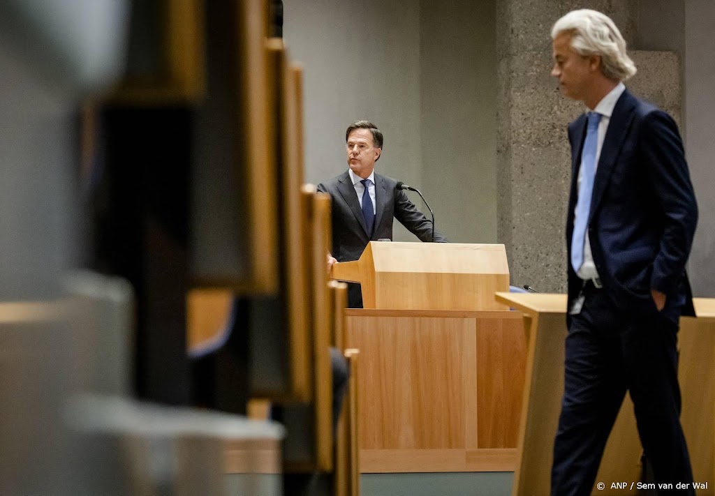 Partijen tegen Rutte: verwijder alleen sms'jes na goedkeuring
