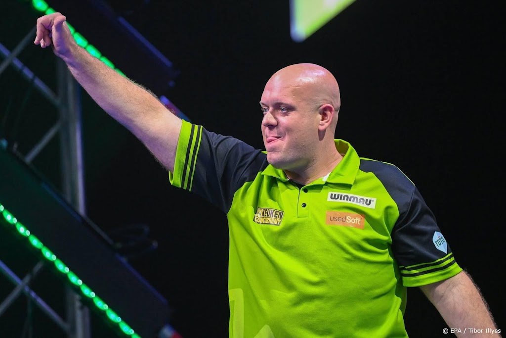 Van Gerwen laat in Premier League drie matchdarts onbenut