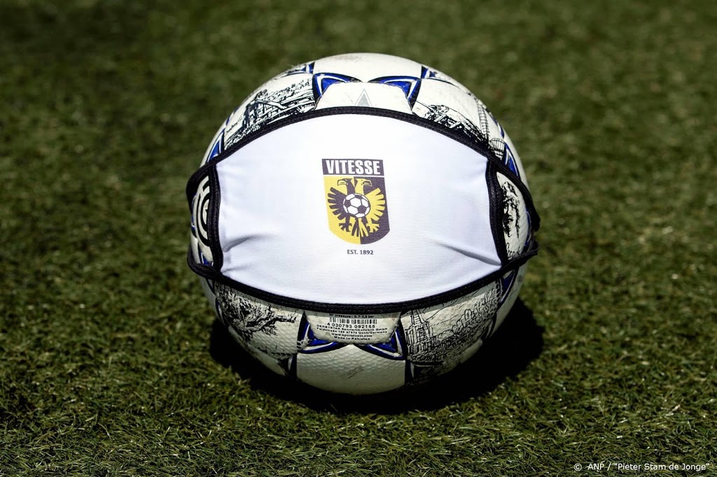 Vitesse akkoord met tijdelijke salarisverlaging