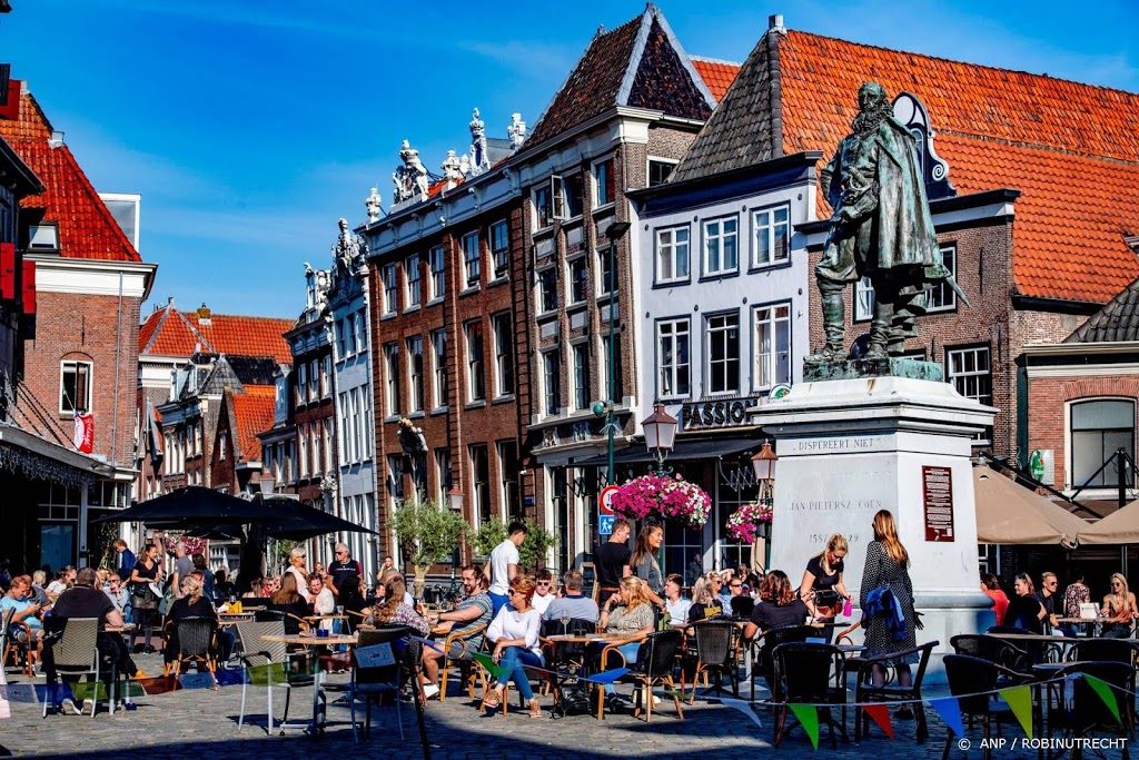 Betoging tegen standbeeld JP Coen afgebroken om ongeregeldheden