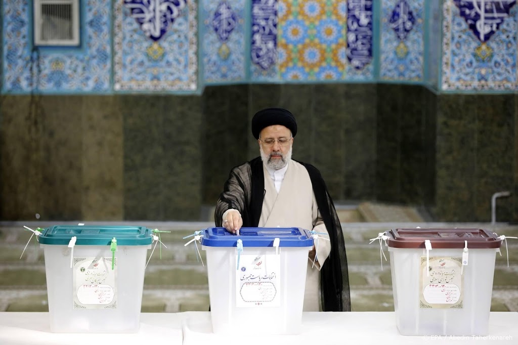 Fanatiek kopstuk Iraans regime wint presidentsverkiezing