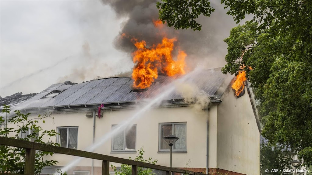 Brandweer: grote brand in Arnhem zondag begon in keuken