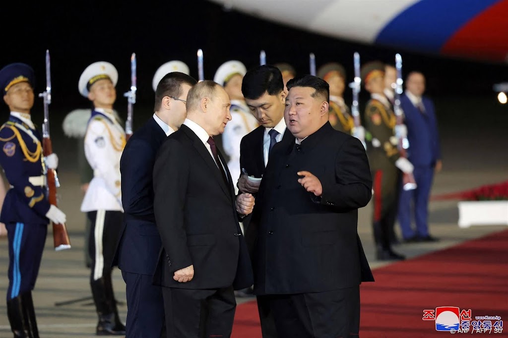 Poetin dankt Kim Jong-un voor steun in oorlog Oekraïne