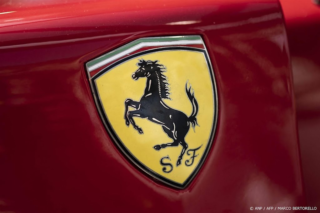 Eerste elektrische Ferrari moet een half miljoen euro gaan kosten