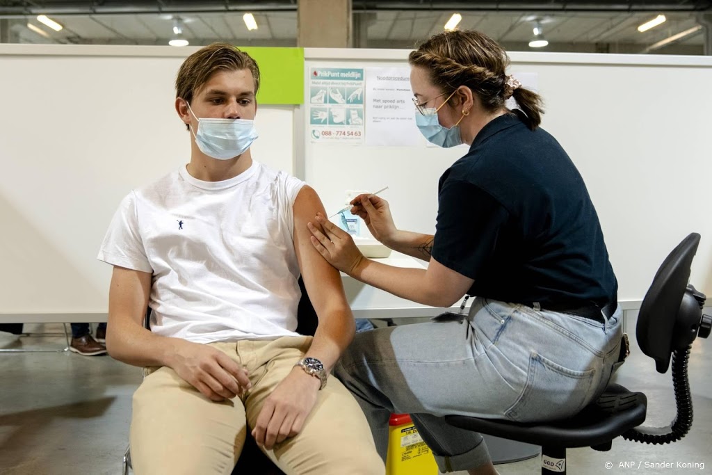 Tijd tussen eerste en tweede coronaprik wordt korter