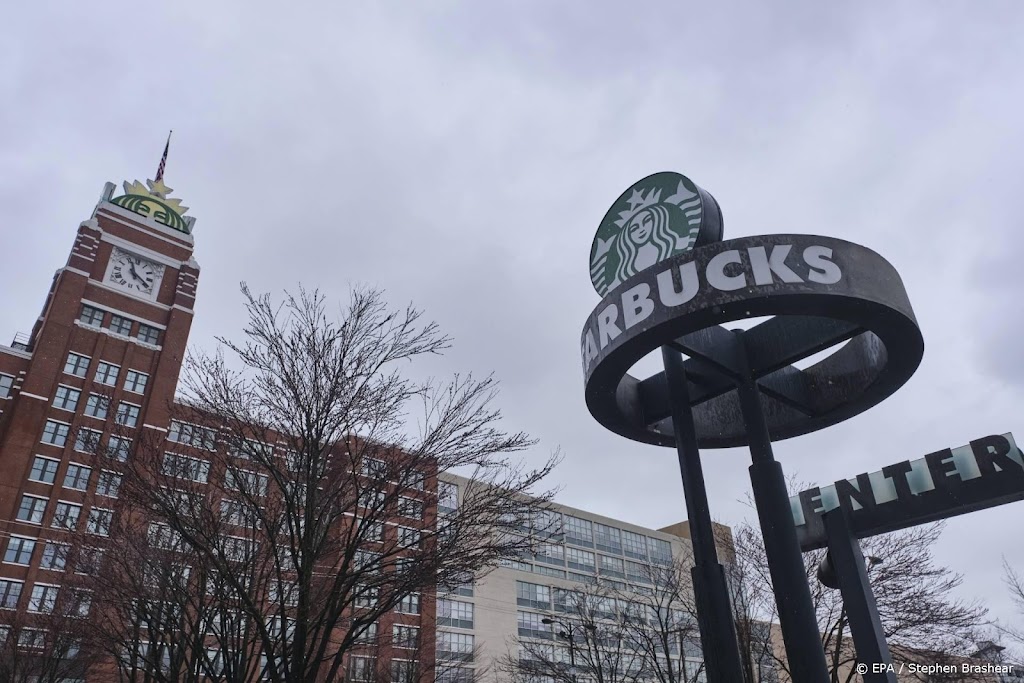 Starbucks sluit nog meer zaken wegens overlast junks en daklozen