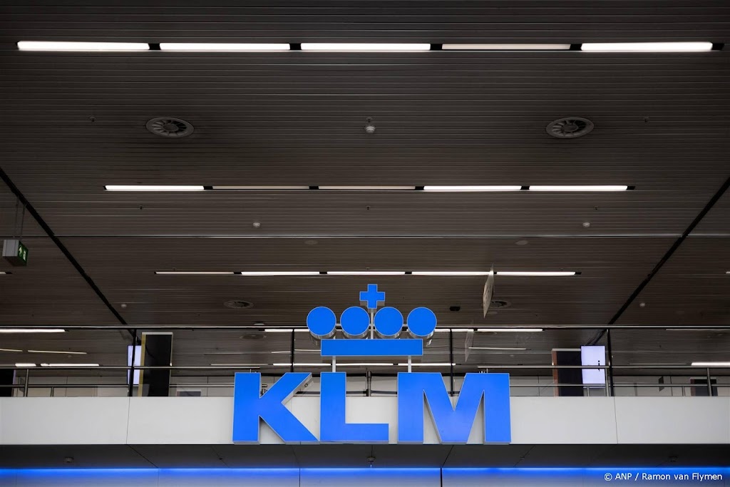 KLM: kom niet naar Schiphol bij annulering of ernstige vertraging