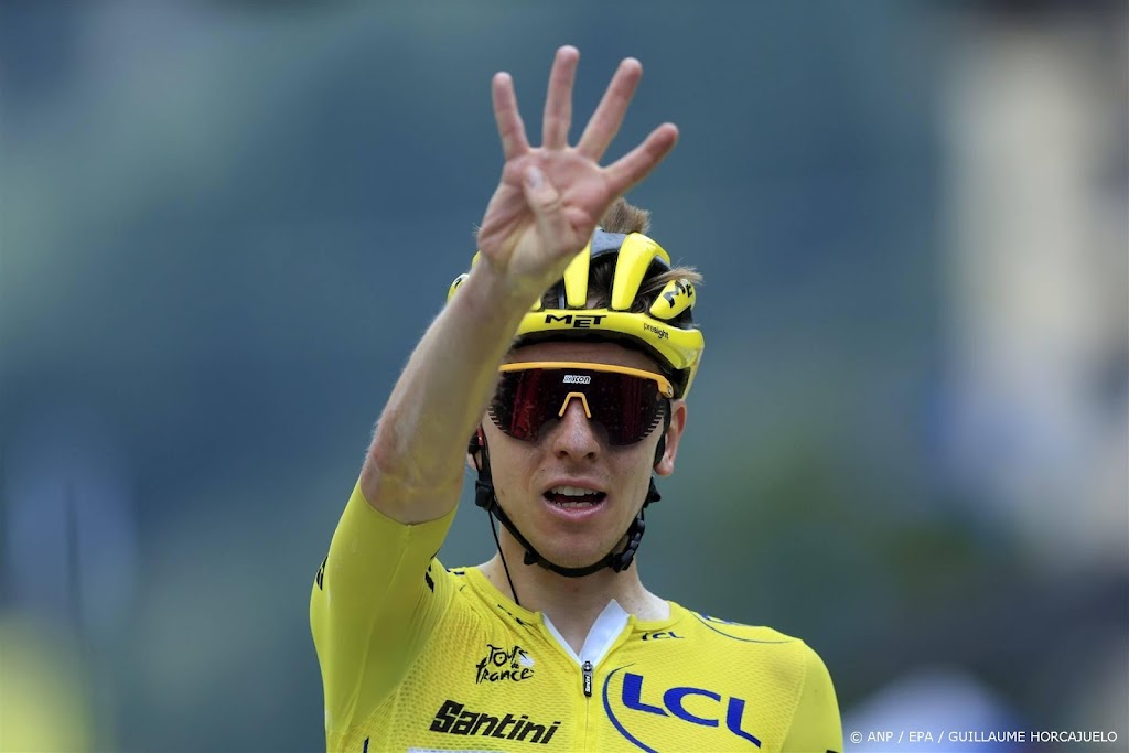 Pogacar toont almacht in voorlaatste Alpenetappe Tour de France