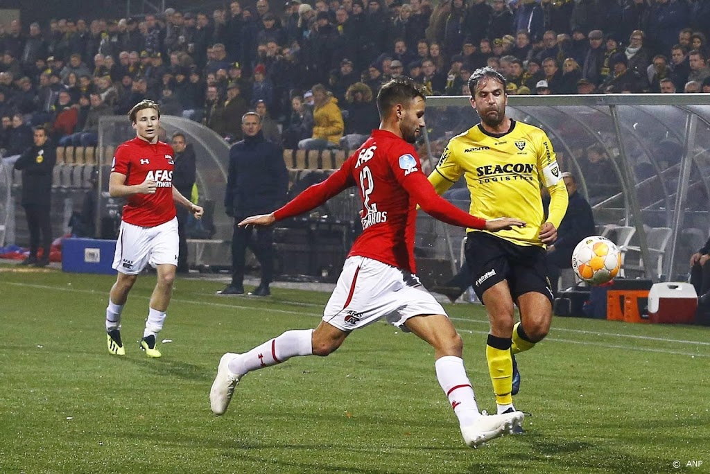 Rentree Hatzidiakos en debuut Letschert bij AZ